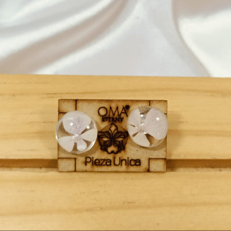 Aretes de hortensias lilas
