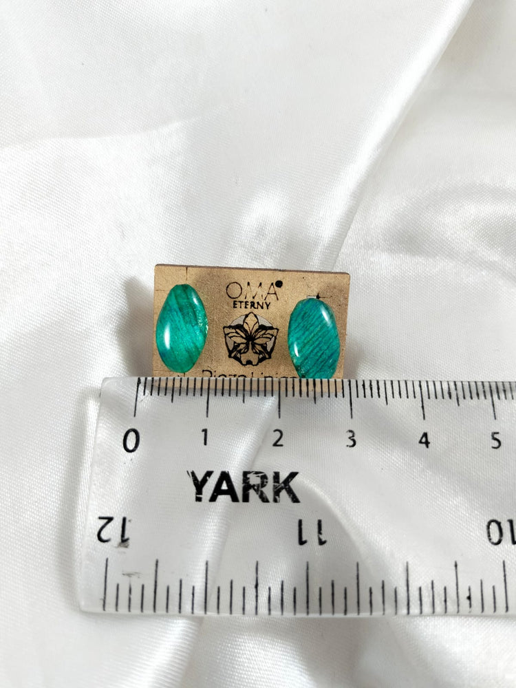 Aretes de pétalos verde agua