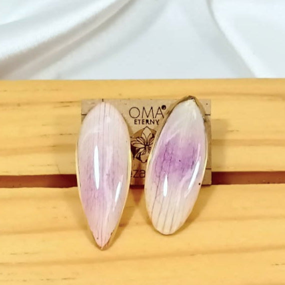 Aretes rosas lila con pétalo de orquídea