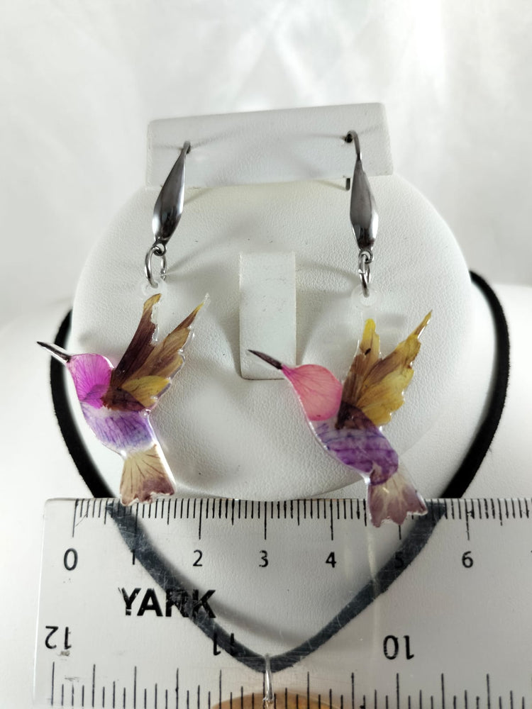 Juego de flor de cempasúchil con aretes de mini colibrí