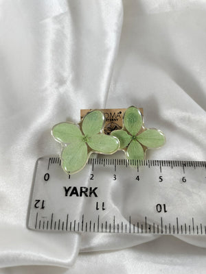 Aretes de hortensias verdes