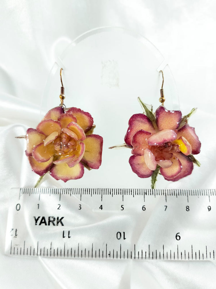 Aretes de rosa amarilla y rosa