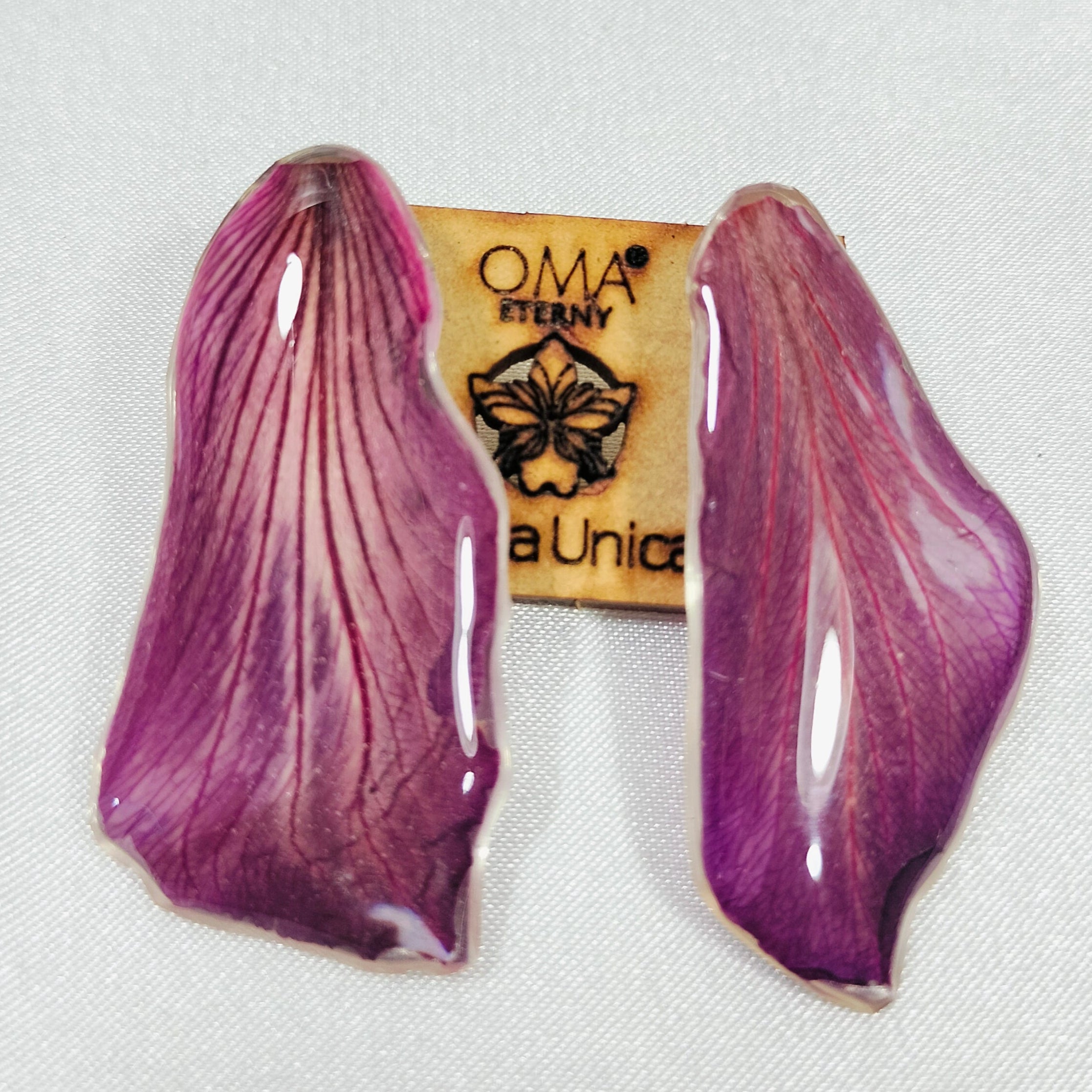 Aretes de orquídea tonalidad morado