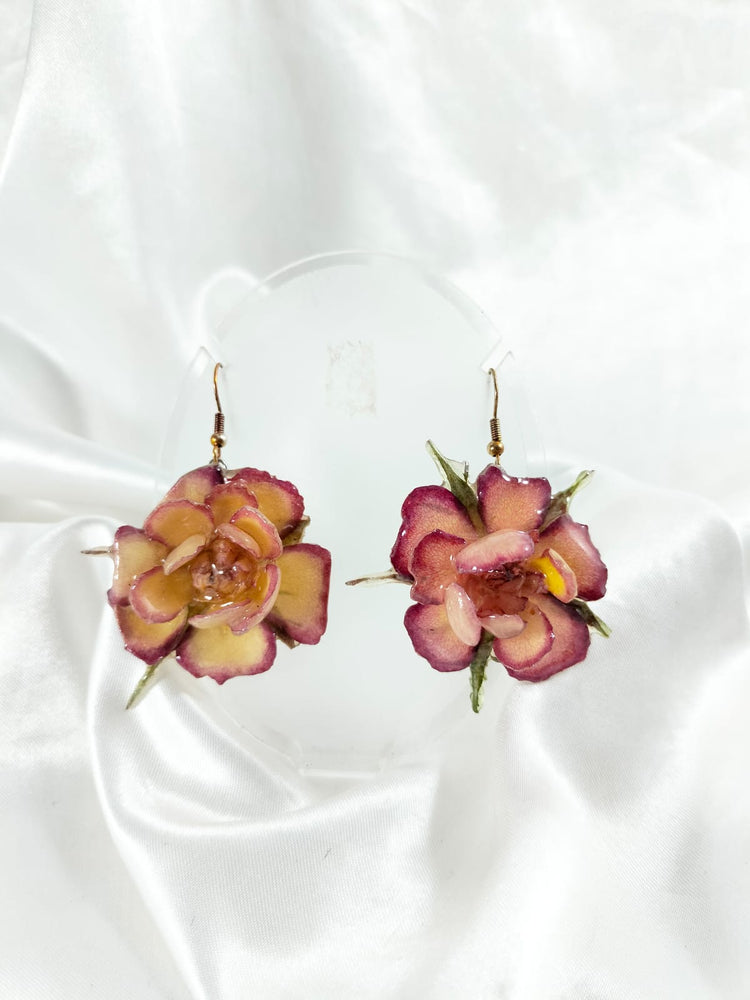 Aretes de rosa amarilla y rosa