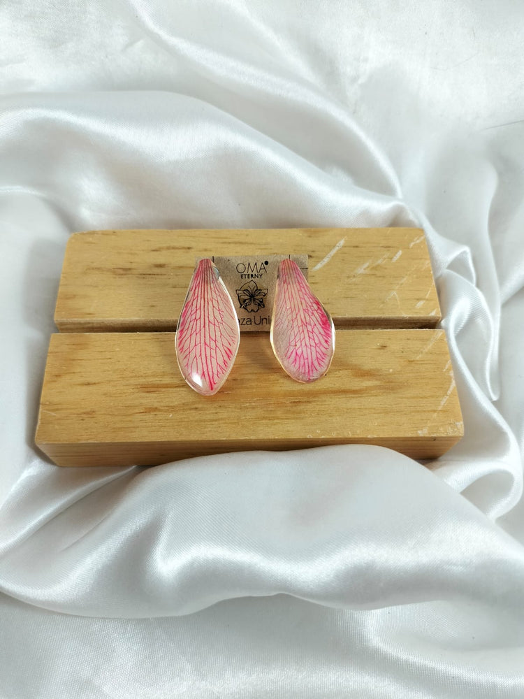 Aretes de pétalos rosas