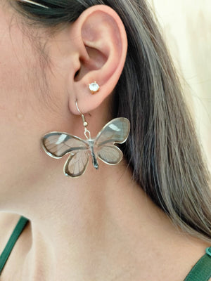 Aretes de mariposa de cristal