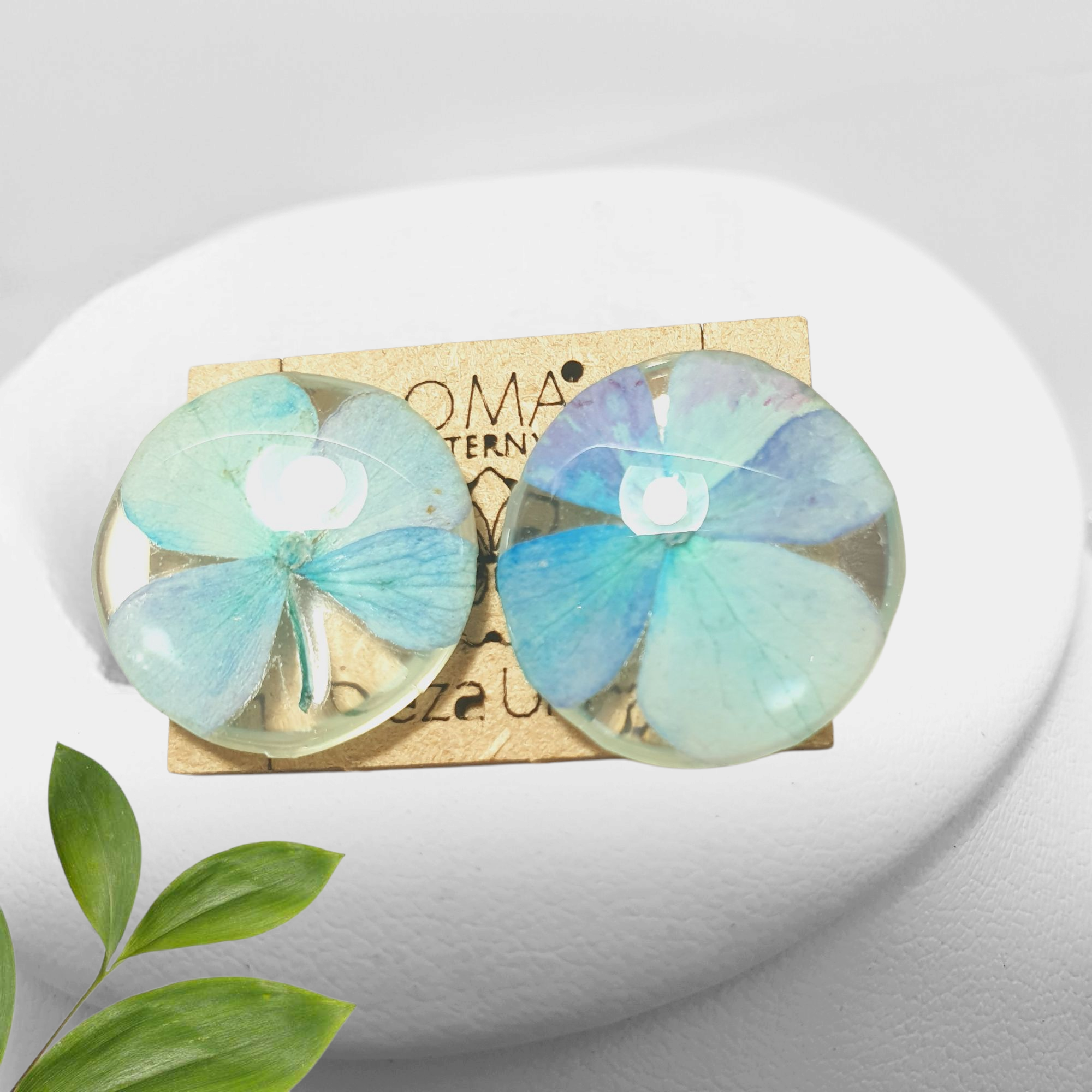 Juego de Phalaenopsis Azul Mediana con Cadena de Malla de Titanio