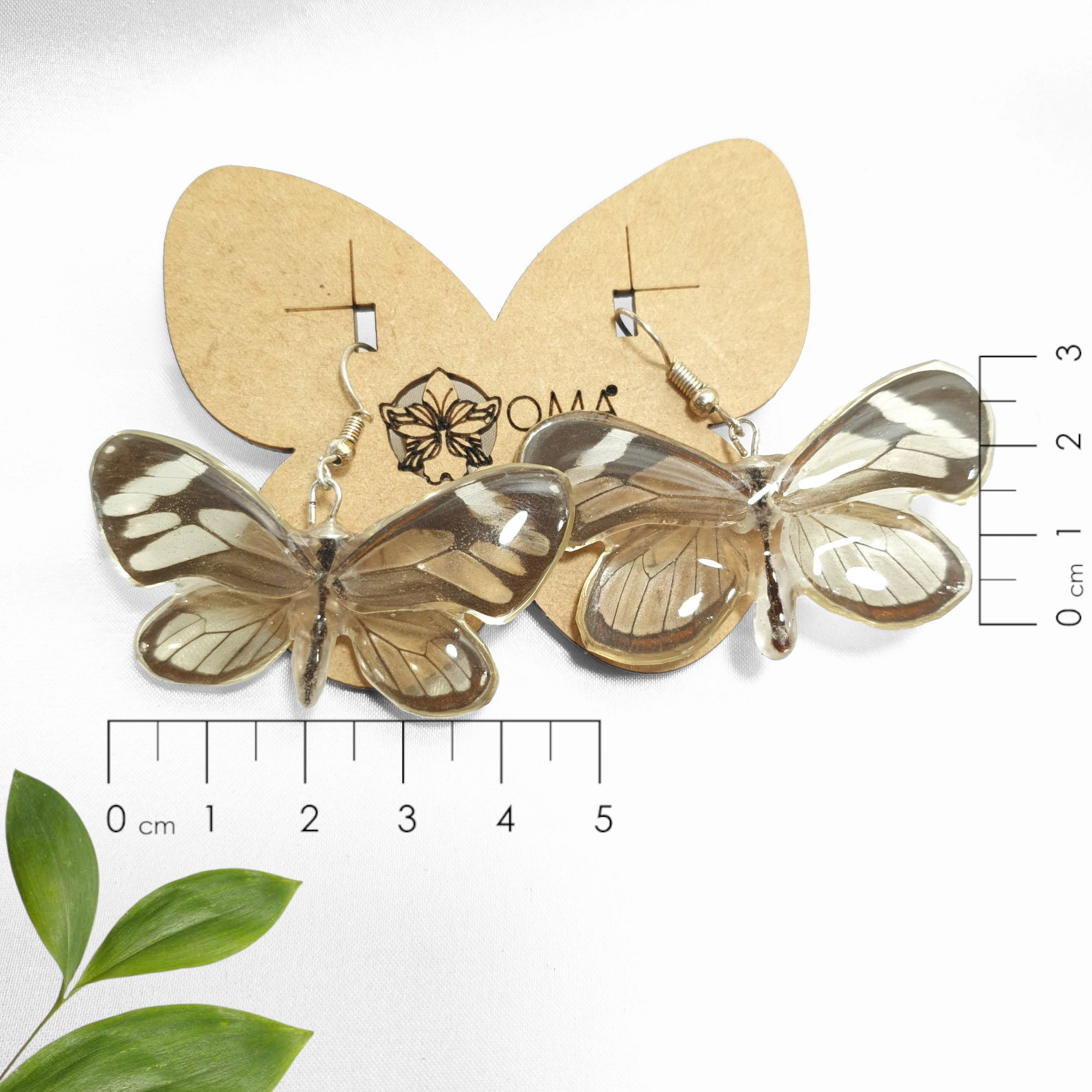 Aretes de mariposa de cristal