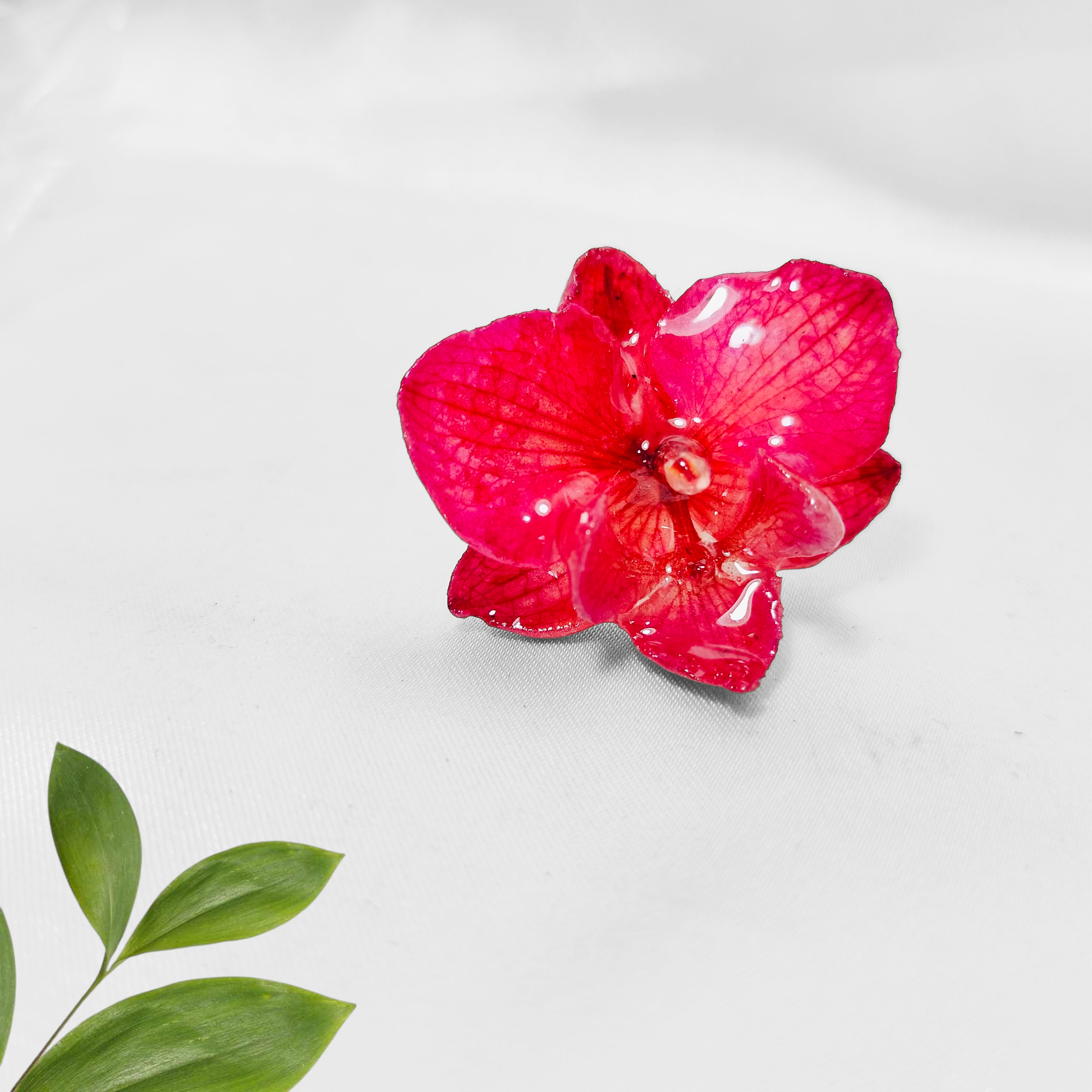 Anillo de Orquidea Fucsia