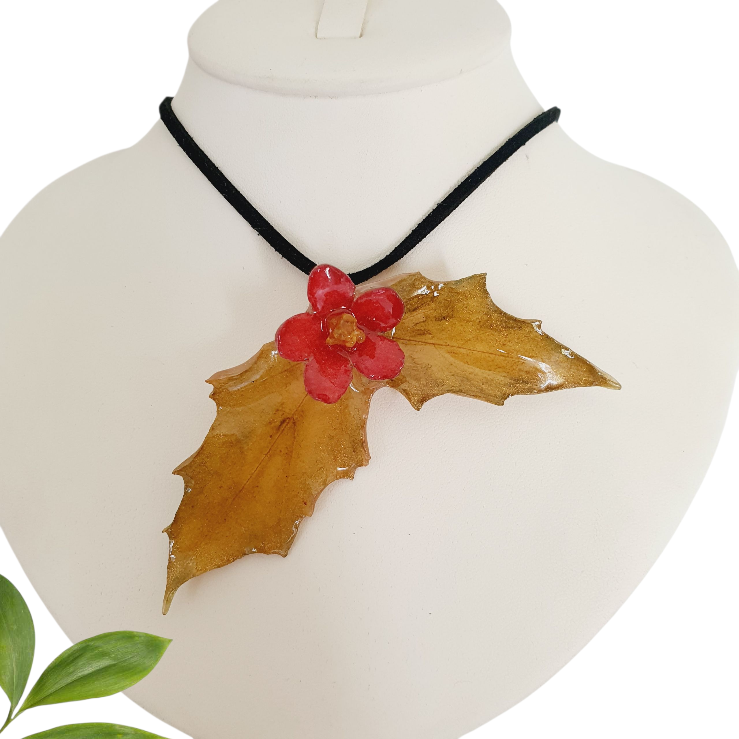 Petalos de noche buena collar