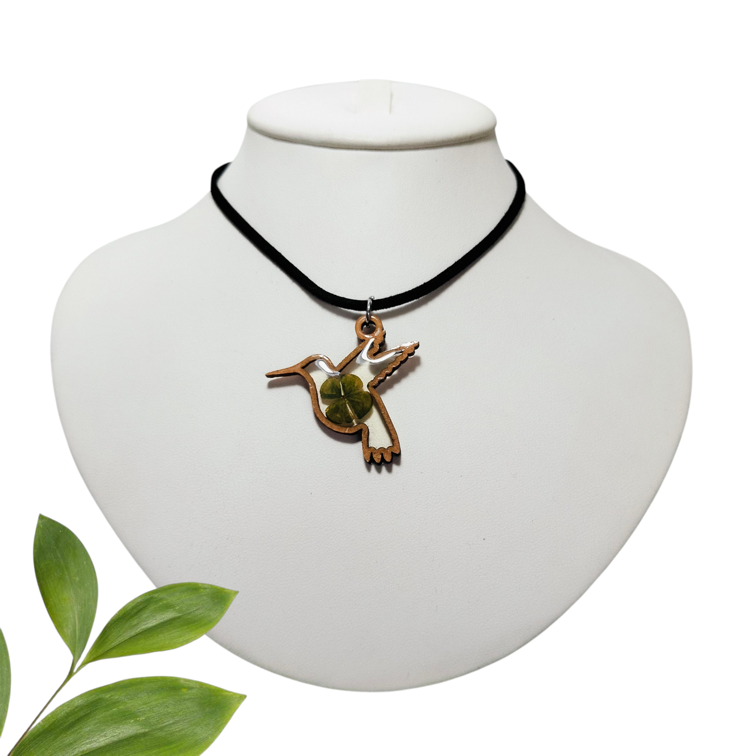 Colibrí con Trébol de 4 Hojas
