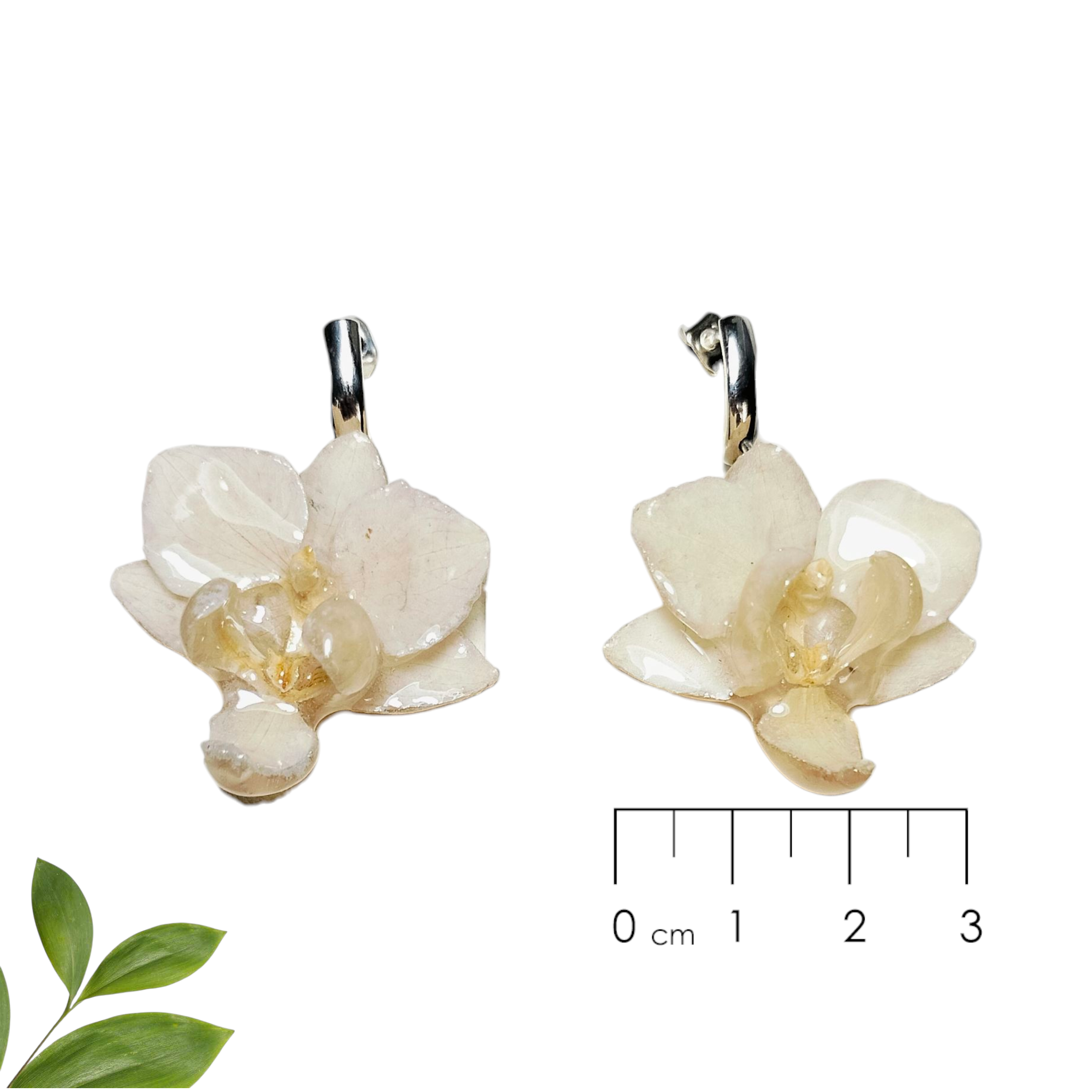 Aretes Colgantes de Orquídeas Blancas