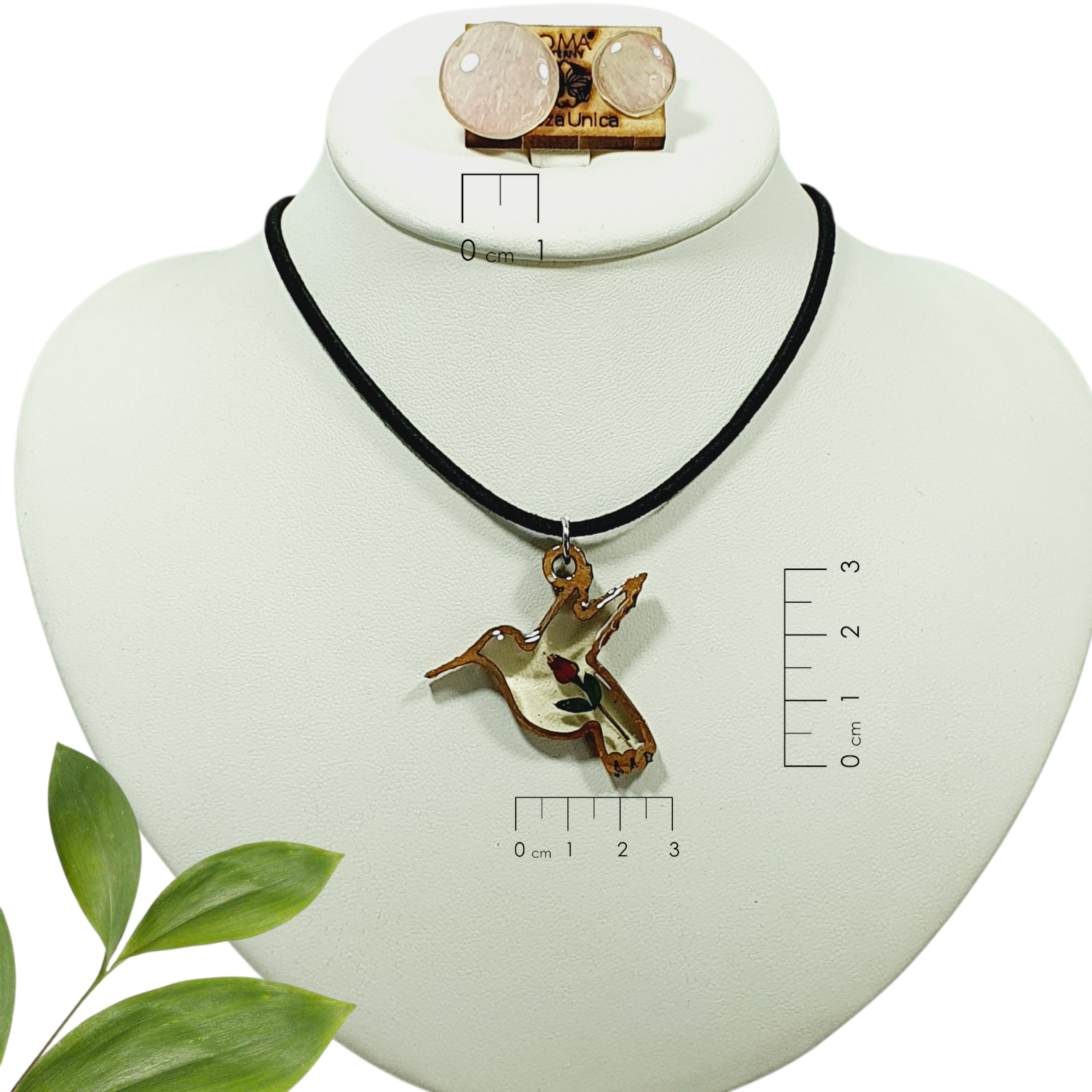 Dije de colibrí de mdf con mini rositas