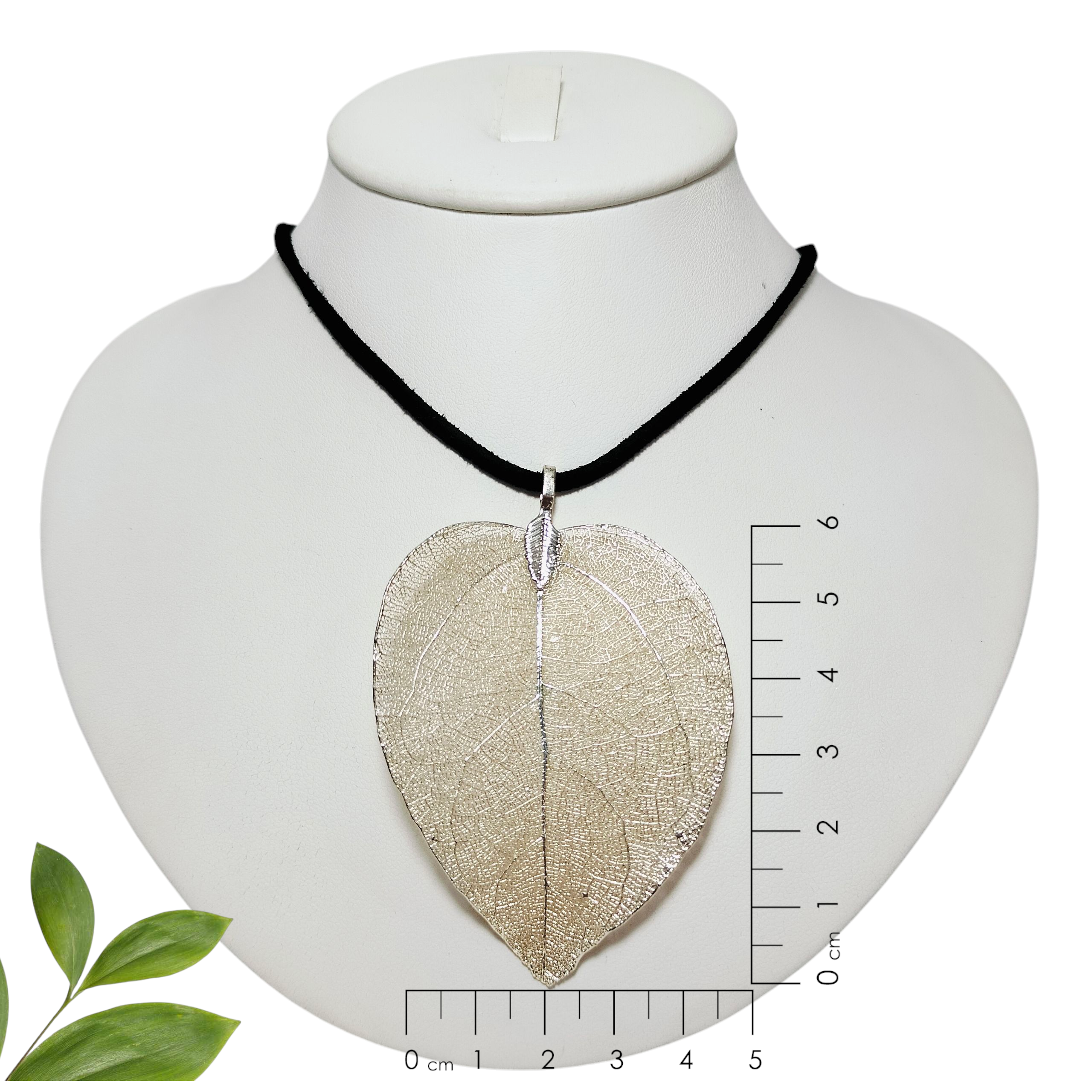Dije de Esqueleto de Hoja