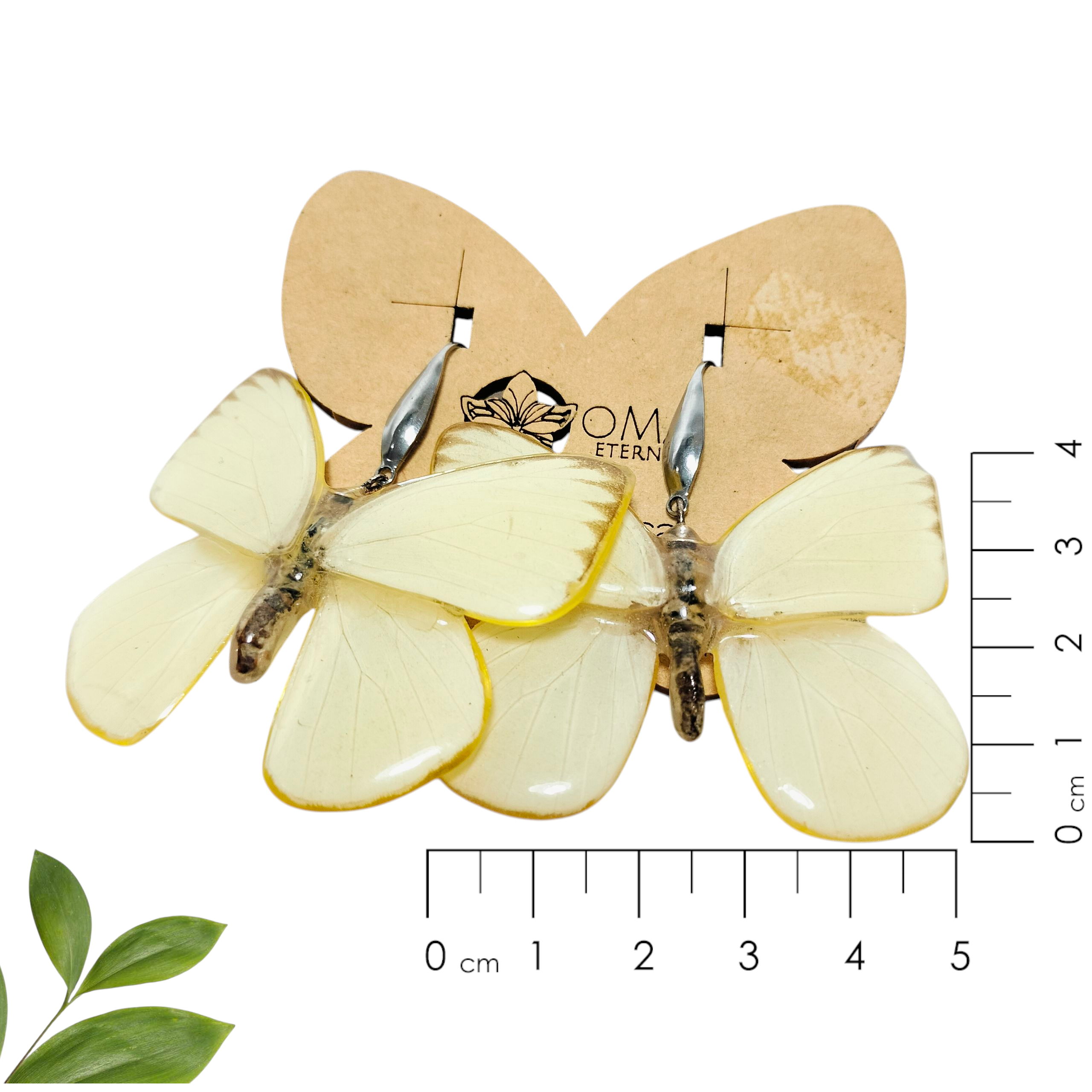 Aretes de Mariposa Blanca