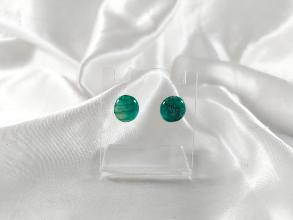 Aretes de pétalos de orquídea verdes